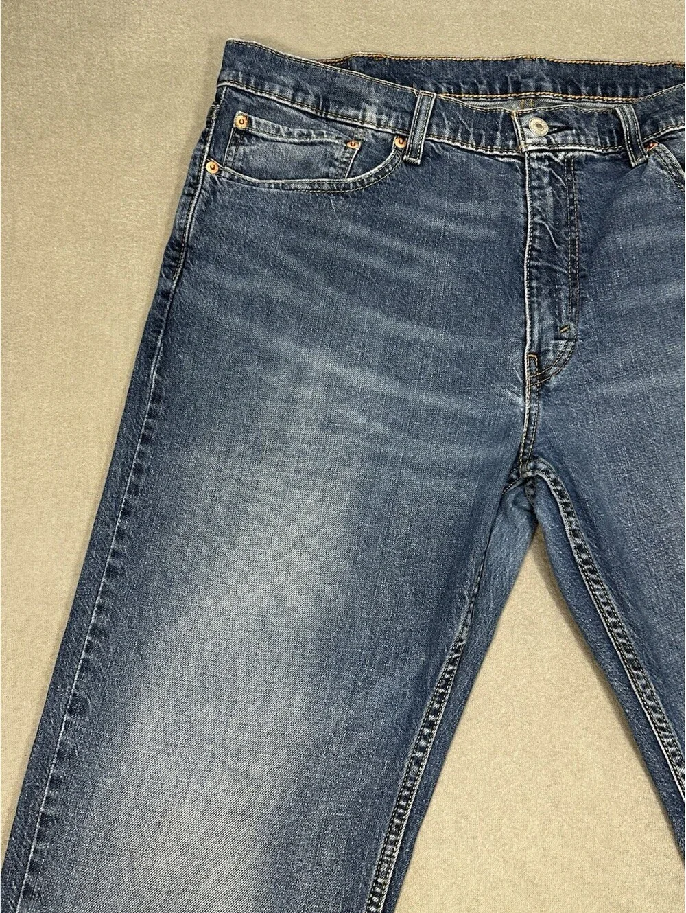 Levis tagged 38x30